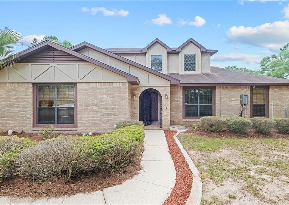 1st image of 4121 Lake Cir S