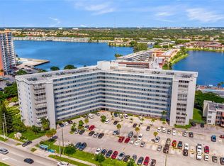 Fifth Moorings Condo, Miami, FL 33179