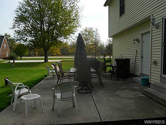 3rd image of 4110 Millersport Hwy