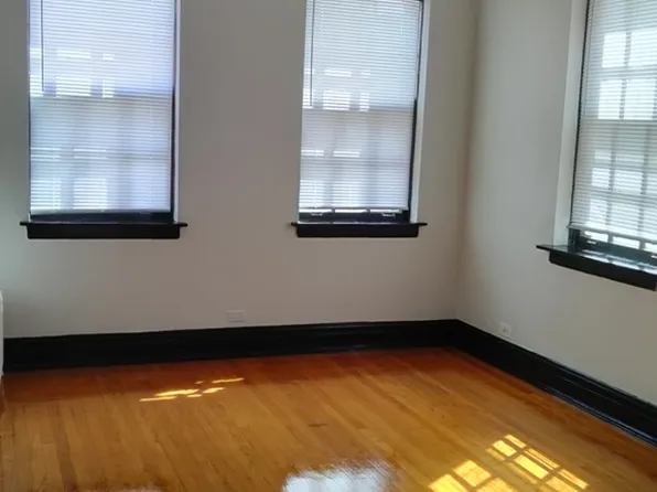 2140 S Harvey Ave #1L, Berwyn, IL 60402