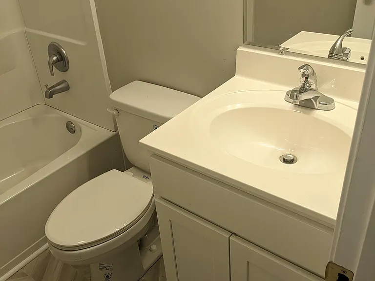 44 Bellview Ave #2A — Photo 7