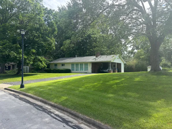 345 Circle Ct, Westerville, OH 43081