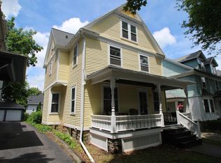 29 Pinnacle Rd, Rochester, NY 14620