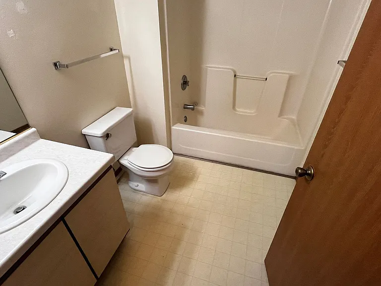 4920 Kappus Dr — Photo 6