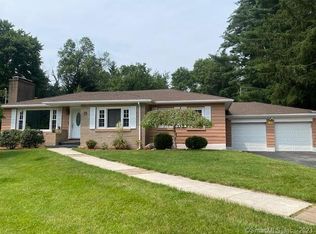 45 Chauncey Rd, Hamden, CT 06514