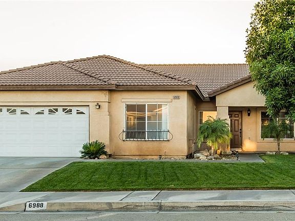 3rd image of 6988 Fremontia Ave
