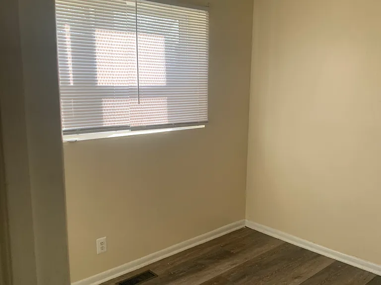 5526 Gwynn Oak Ave #103 — Photo 12