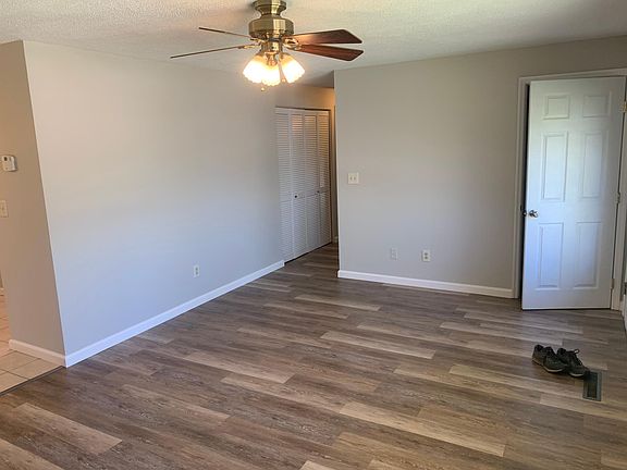 3rd image of 5620 Bergan Dr