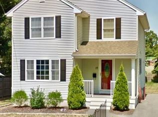 17 Maple St, Taunton, MA 02780