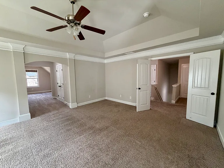 235 Sanctuary Dr — Photo 15