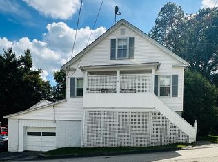 30 Valley St, Webster, MA 01570