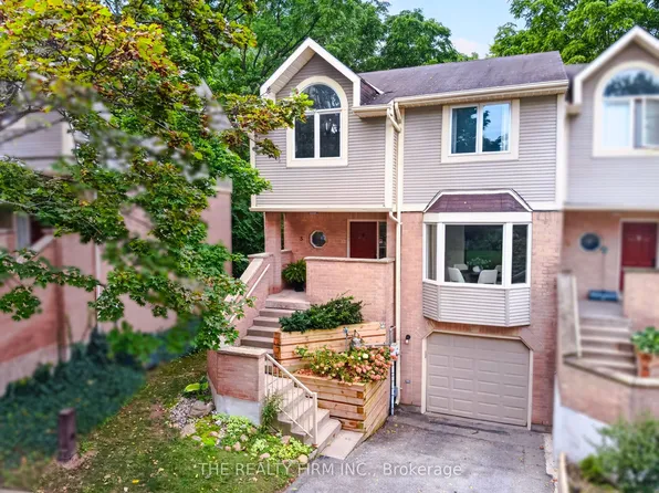 9 Ailsa Pl #5, London, ON N5Z 4Z6