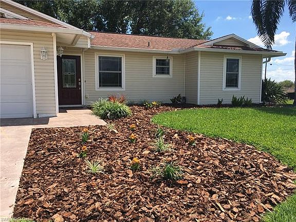 3rd image of 609 NW 4th Ave