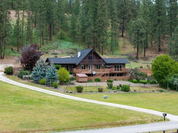 65 Martin Creek Dr, Kettle Falls, WA 99141