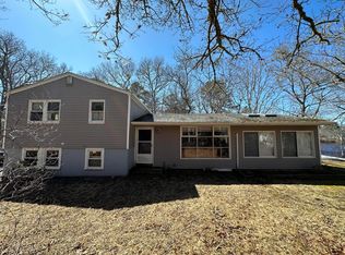 63 Partridge Valley Rd, West Yarmouth, MA 02673