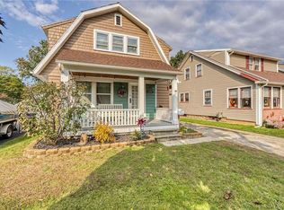 52 Falmouth St, Greece, NY 14615