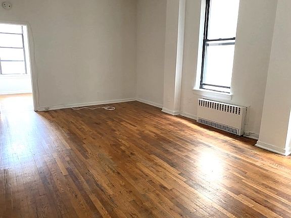 2nd image of 495 W End Ave