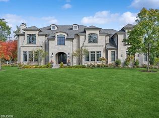 375 Old Farm Rd, Northfield, IL 60093