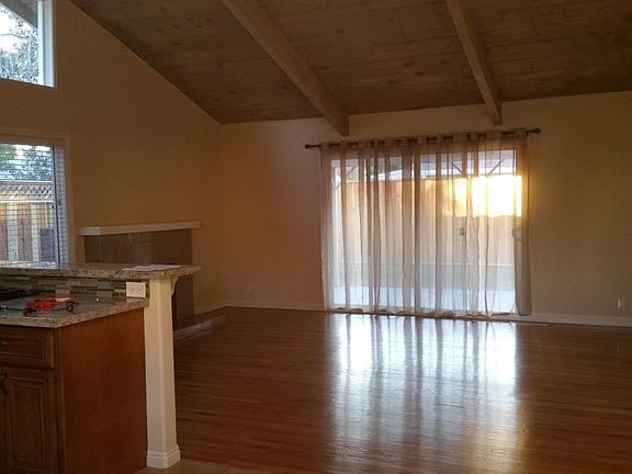 5th image of 1742 Higgins Ave