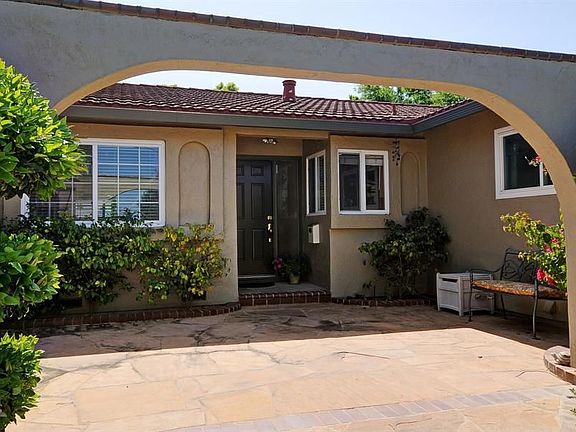 4th image of 1364 Cerro Verde