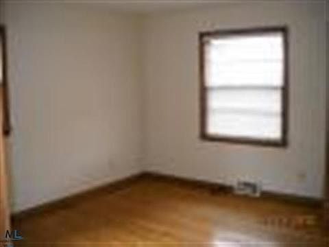 5th image of 1720 Shipman Blvd