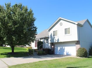 14456 Grand Ave, Omaha, NE 68116