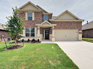 9116 Bronze Meadow Dr, Fort Worth, TX 76131
