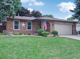 2854 Avalon Ave, Joliet, IL 60435