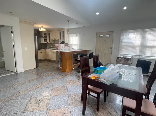 5824 211th St, Bayside Hills, NY 11364