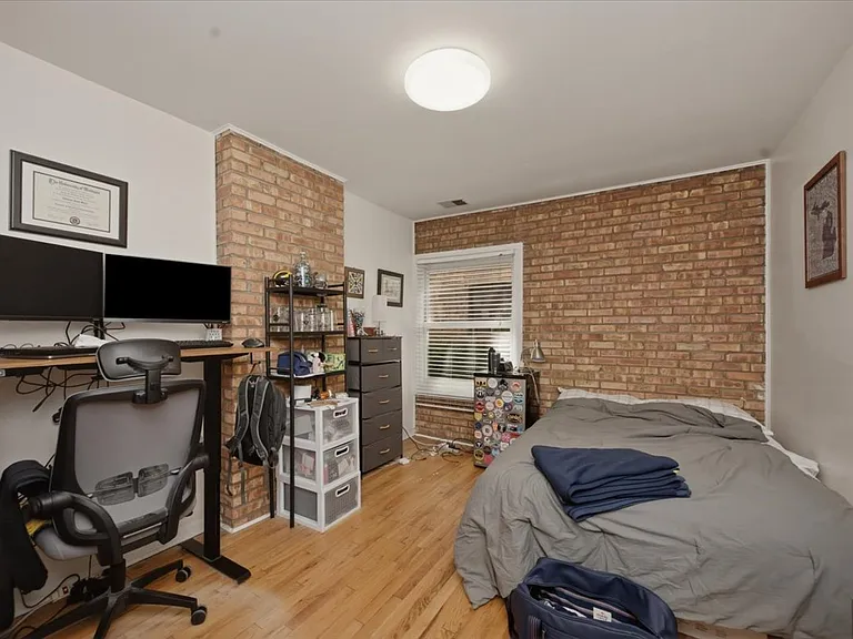 542 W Arlington Pl #B — Photo 11