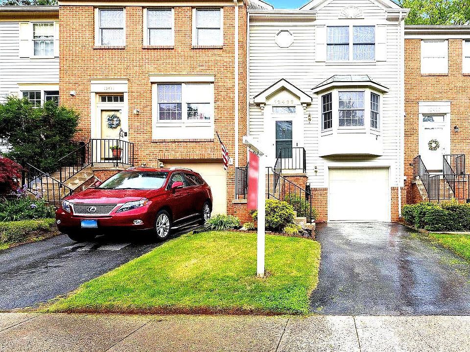 2nd image of 12431 Walnut Cove Cir