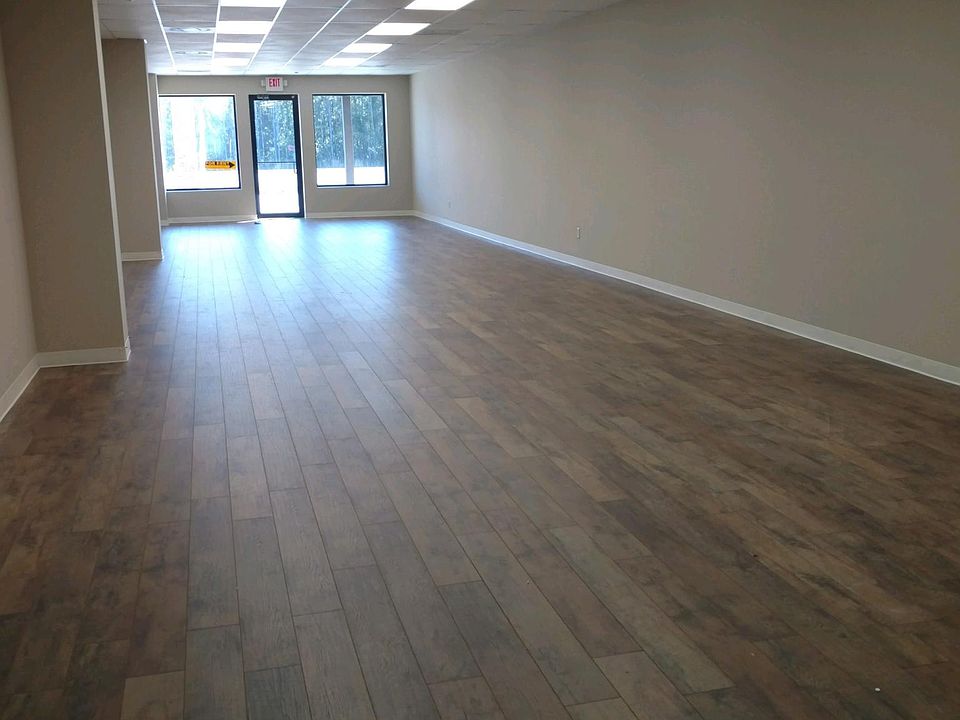 2nd image of 765 Kingsbay Rd #B