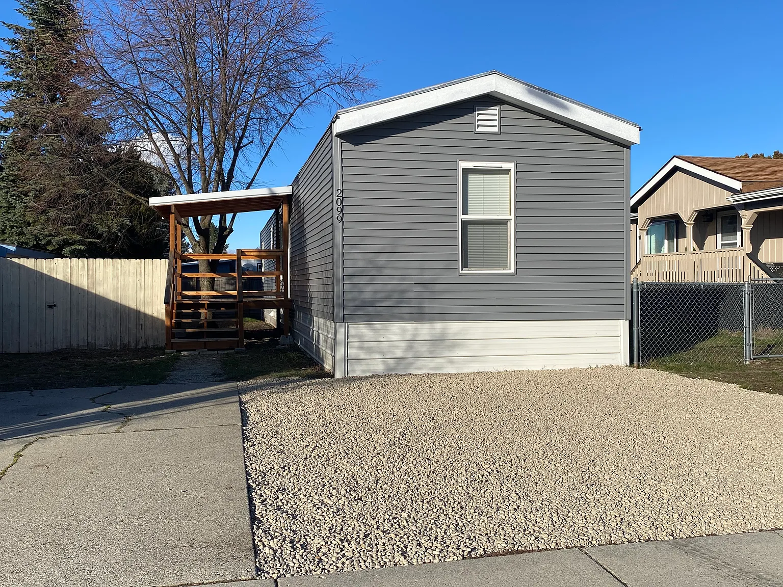 Oak Crest — Photo 1