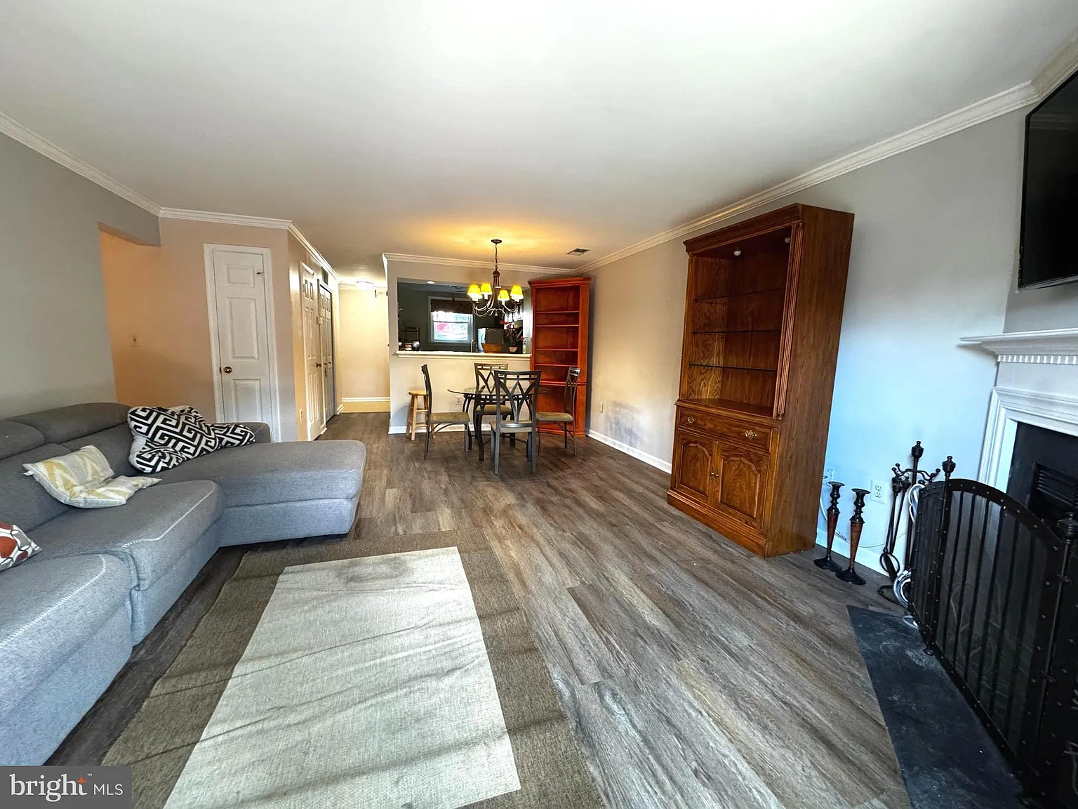 2 bed, 1088 sqft, $2,500 — Photo 3