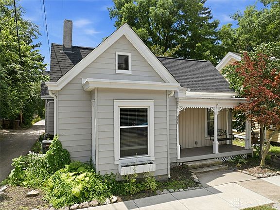 3rd image of 311 E Silver St