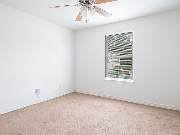 4th image of 5390 Quail Creek Cir
