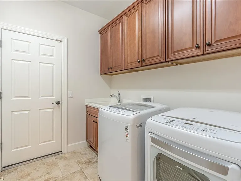 9332 Fieldstone Ln — Photo 28