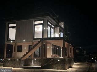 36 Robert Dr, Manahawkin, NJ 08050