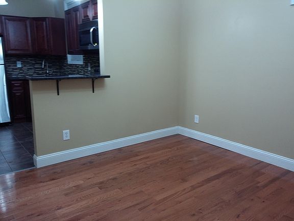 5th image of 2442 N 17th St #1