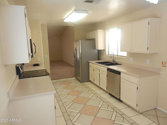 5th image of 14514 W Carlin Dr