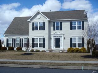 9 Upper Way Rd, Easton, PA 18045