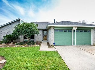 5421 Stone Creek Dr, La Porte, TX 77571