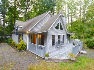 303 Springlake Rd, Maggie Valley, NC 28751