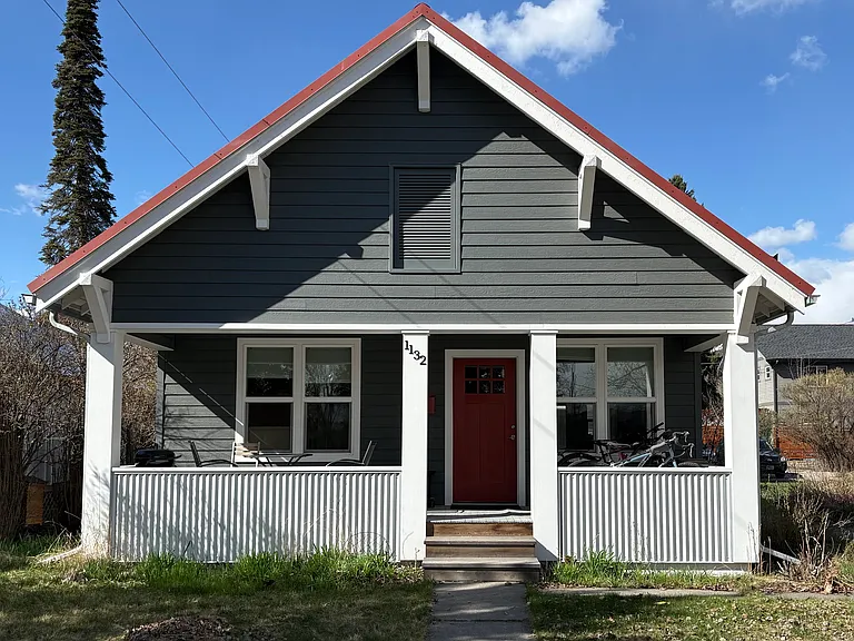 1132 2nd St — Photo 1