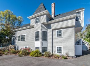 66 Main St, North Stonington, CT 06359