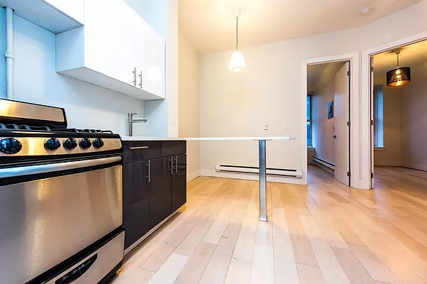 Rented by Nooklyn NYC LLC | media 21