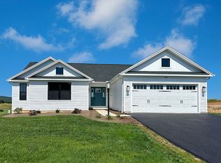 Hampton Plan, Country Meadow, Saint Thomas, PA 17252