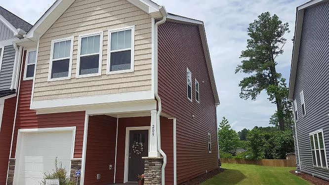 1st image of 209 Keaton Ct #1