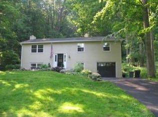 1276 Hollow Rd, West Chester, PA 19380