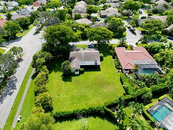 4th image of 1528 NW 107th Drive